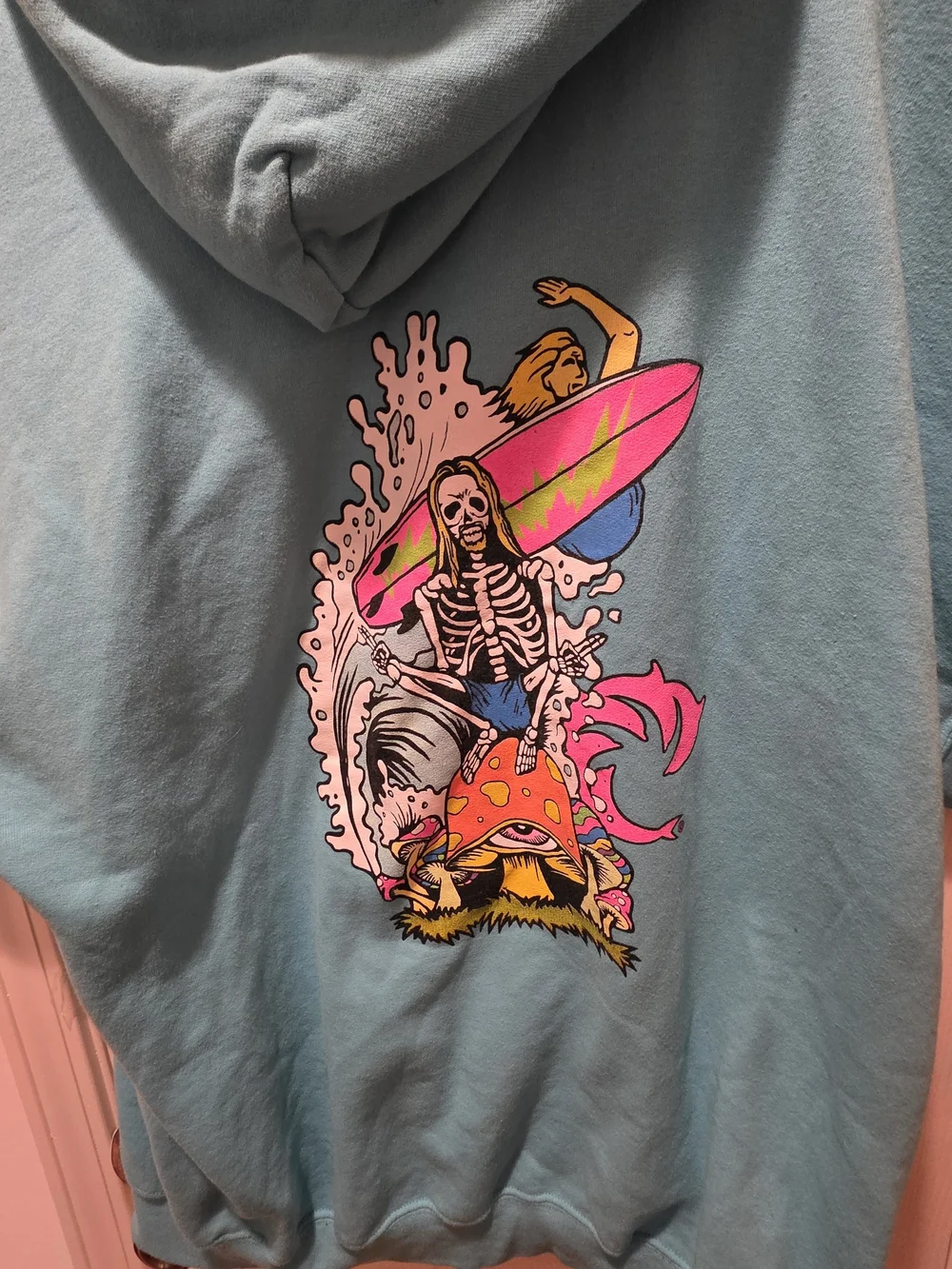 WRV Vintage Men's Teal Graphic Hoodie with Surf Skeleton Print - Picture 5 of 5